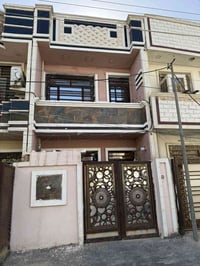 🏡80م واجه 4 نزال 20  في شارع البدالة  بناء 2021  يحتوي على :  صالة  مط...