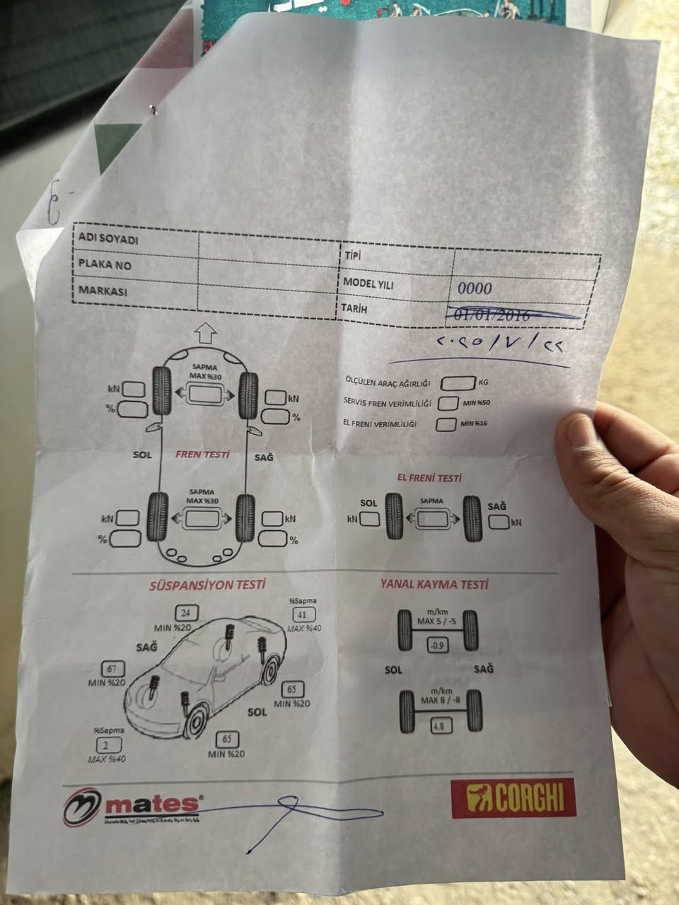 سلام عليكم 
سياره رافور 23امريكي بازين 
داخل سياره لولين
دبل اكسن 
فتح صقف 
شاشه كبير 
ماشي 28الف كليو متر
الضرر مالت كلش خفيف موجود بل صوره
مرقم كامل امكمل مانقص كلشي اسمي شرط تاني يوم تحول اسمك 
السعر 290مجال بيه 
رقم تليفون ***********
