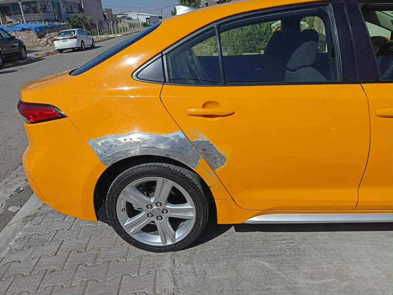 السلام عليكم مكلف بل نشر تكسي موديل 20 الضرر مالة موضح بل صورة نفس الضرر بل خارج ونفسة بل عراق السعر 180 وبيها مجال ***********
