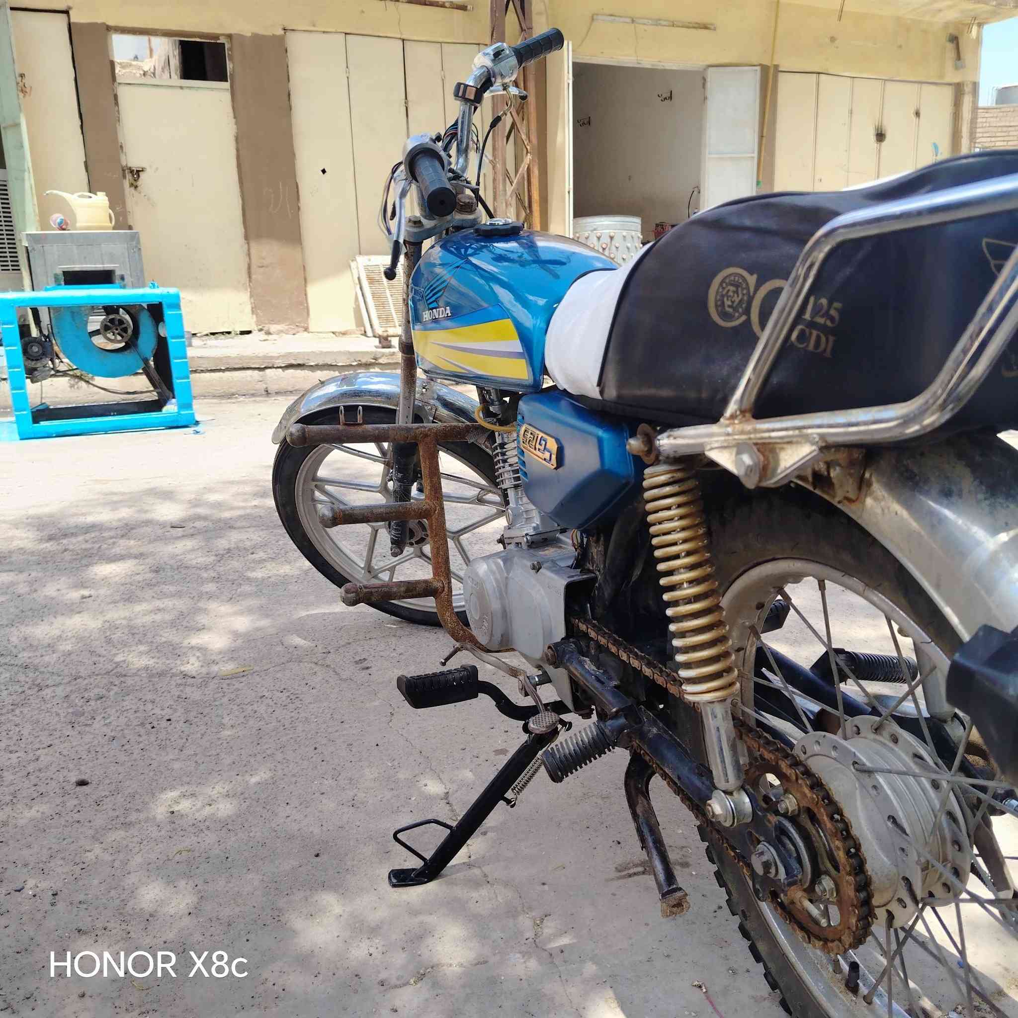 السلام عليكم وصنه موطور اربع تسعات
موطور مال روحه وجيه محركو زين
السعر 175وبي مجال شي قليل
مكاني جنوب الموصل ناحية الشورة قرب المنتزه الاستفسار ***********
