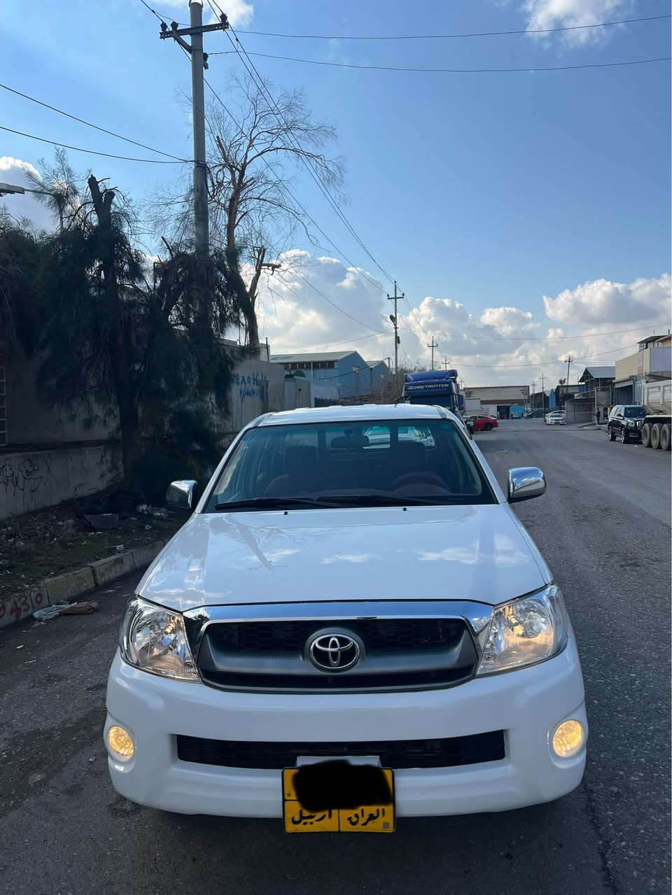 تويوتا هايلوكس موديل 2011
ناو سور و بودي قولاب 
سه نه وي نويه
مه كينه ي نه كرايته وه به شه رت 
سيستمي غازي ايطالي له گه له 
ته نها 2 پارجه ي بوياخه 
باقه ي هه موو ي به شه رت 
رقم هاتف :*********** أربيل, العراق
