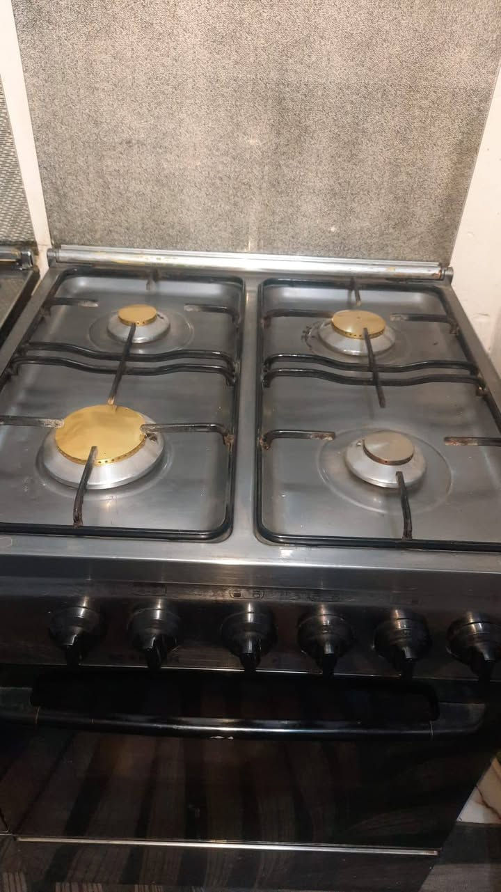 طباخ كولة شغال كهربائ وجداحة 100بي مجال بدولعي


**إذا كنت صاحب هذا الإعلان وتريد حذفه لأي سبب، رجاءا أرسل رسالة إلى الدعم الفني**