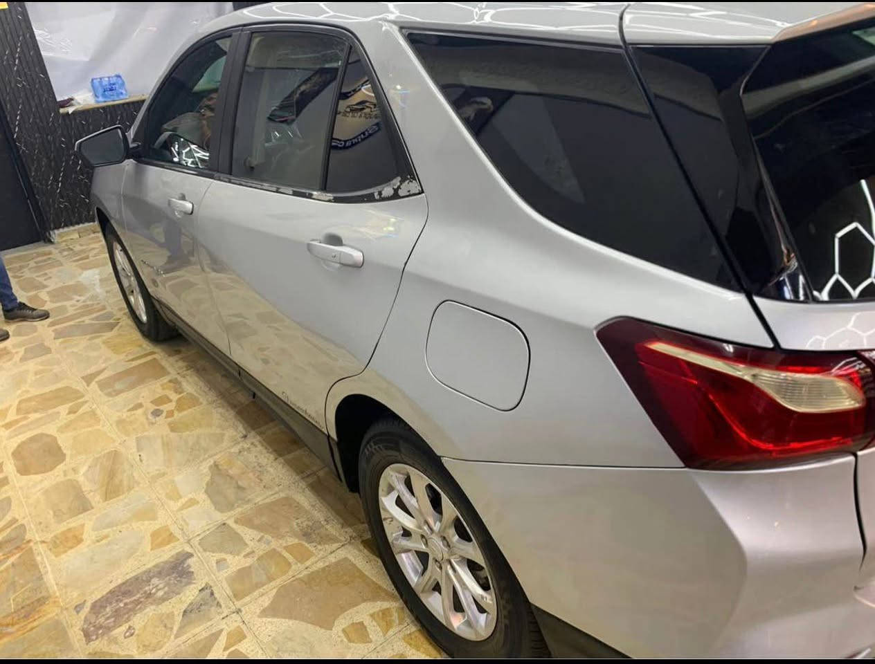 شوفرليت ايكونكس مديل ٢٠٢٠ مواصفات ltسياره حلوه محرك 1500 تيربو سريع وقتصادي وجاهزه ماشيه 62 الف حادث جاملغ خلفي يسار وصندوك بسيط تحويل او وكاله حاضر مسويله بولش و نانو سيراميك سيارة جاهزة من كلشي متصرف عليهة الف دينار
السعر 135 وبيه مجال بسيط 

رقم صاحب السياره اني مكلف بنشر 
***********
