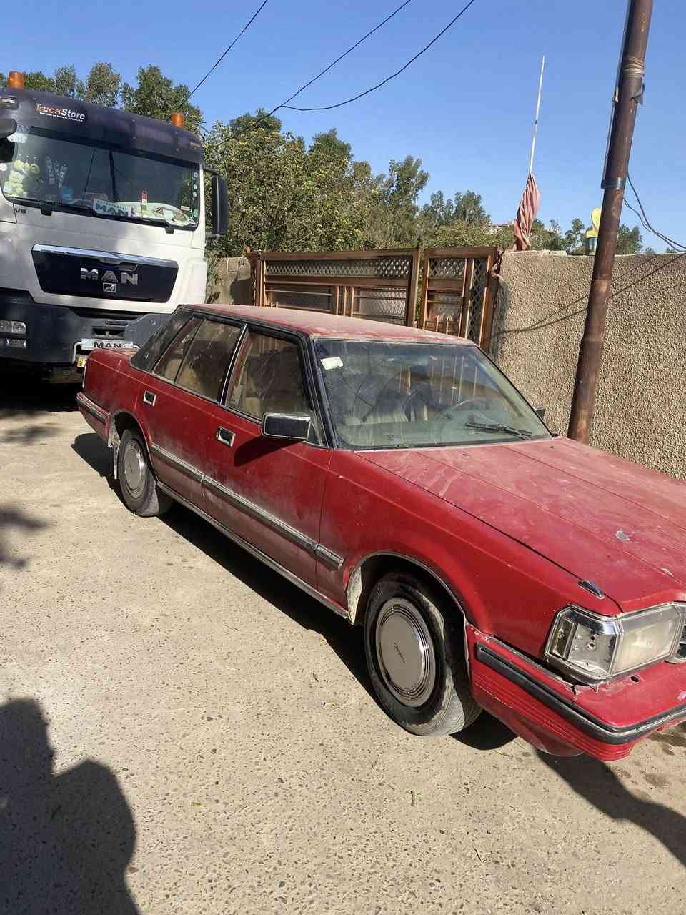 سلام عليكم سياره سوبر البيع 85سياره  بلديه كير ومحرك بطه سياره حلوه  شرط تحويل  التصال علا الرقم ***********
