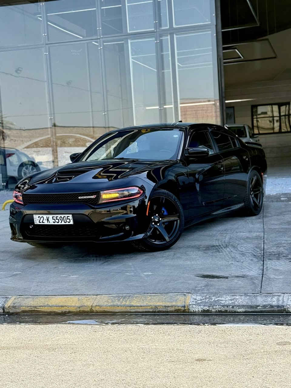 سيارة دووج جارجر GT للبيع
السعر 183$🔥🔥
موديل 2019
ضررها جاملغ وبابين صبغ 
قماره تعديل 
الموديل : 2019  . (امريكي🇺🇸) .
العداد  : 85000 mil 
المحرك : V6.  3.6L .
المواصفات :
* نسخة  GT.
* مصابيح أمامية زنون . 
* كشافات الضباب زنون . 
* المصابيح الأمامية مع LED . 
* حساسات 
* شاشه كبيرة 
* ويل قياس 20 انج . 
* مقاعد السائق كهربائي .
* تشغيل عن بعد . 
* محدد سرعة . 
* تلفون بلوتوث . 
* كاميرا خلفية .
* مرايا متحسسة للاضاءة العالية .
* كير شفتر بالستيرن . 
* دخول ذكي (بصمة) .
* كشنات جلد 
* كشنات هيتر وستيرن هيتر 
 مكانها الموصل 
مدينه المعارض الجديده 
معرض الركن الذهبي 
للاستفسار 
***********
***********
