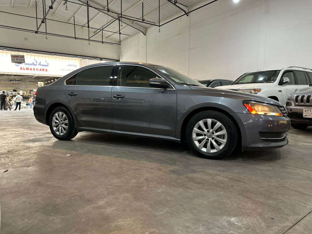 پاسات ٢٠١٥خەلیجی
٥ پستۆن 
٥ مواسەفات

جاملغی پێشەوەی سایەق بەخە قەباخ سندوق سبوخە بێ ژۆرێ بێ ئێرباگ بستەک تەحدیلی هەیە سەنەوی فەحس هەزە نویە 
بەناوی خۆمە
١٩٠km رۆیشتوە
 
*********** أربيل, العراق
