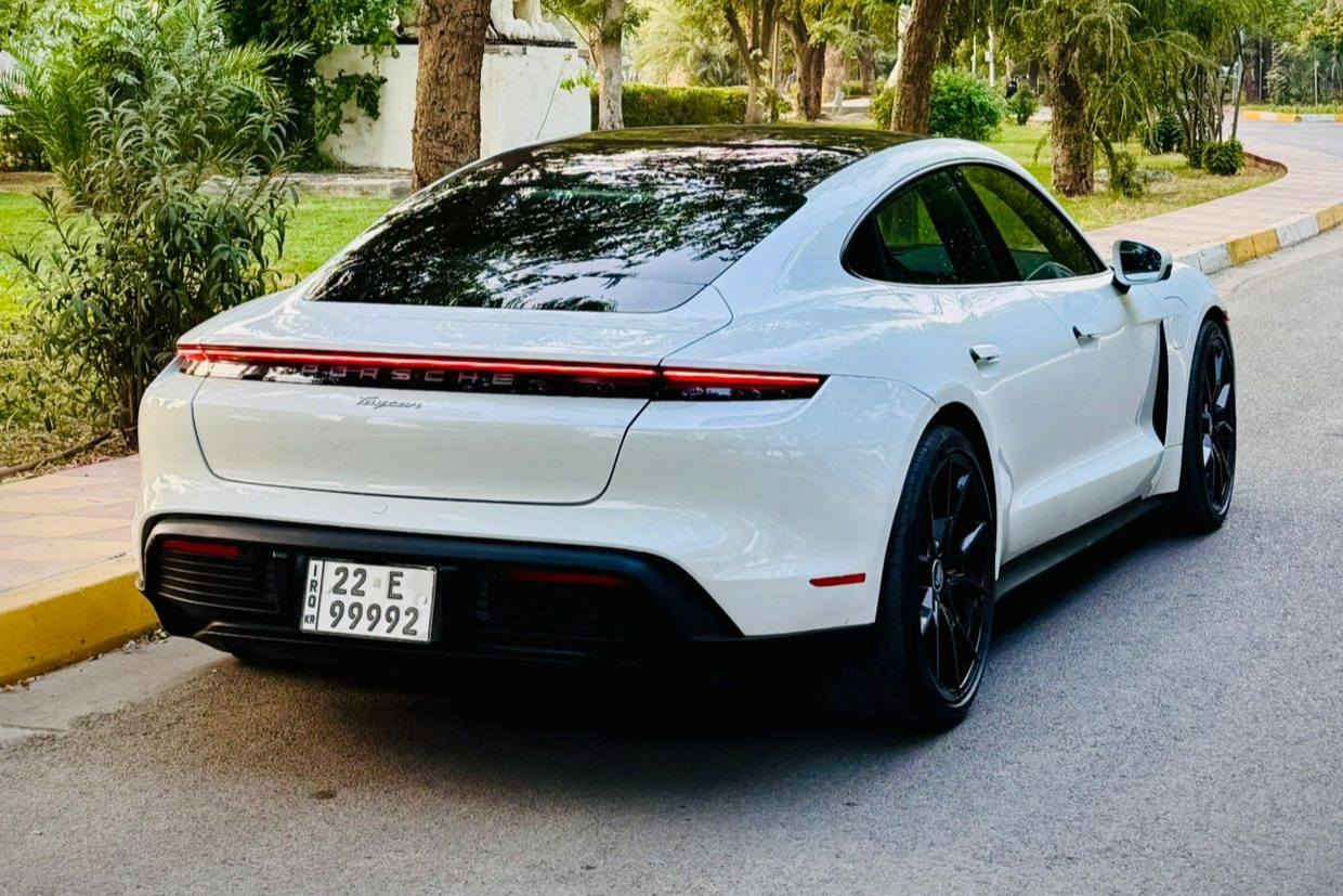 پۆرش تایکان 2023 EV رەقم هەولێر 
تەنها 16 هەزار ڕۆشتووە 
ڕەنگی سپی ناو سوور بیلادی 
کامێرا 360 حەساس 
سەماعە بۆس 
کار پلەی 
کوشن سارد و گەرم 
وارد ئەمریکی 
تەنها ربع دەعامی دواوەی بۆیاخە 
ماباقی هەموو گیانی بەشەرت 
هیچ مەسرەفێکی تێدانیە 

سـعـر : لە کۆمێنت داوابکە ڕاستەوخۆ بۆت دێت 📥 

گێر و مەکیەنەی بەشەرت 
هیچ کێشەیەکی تێدا نییە 

ژمارەی خاوەنەکەی
***********
