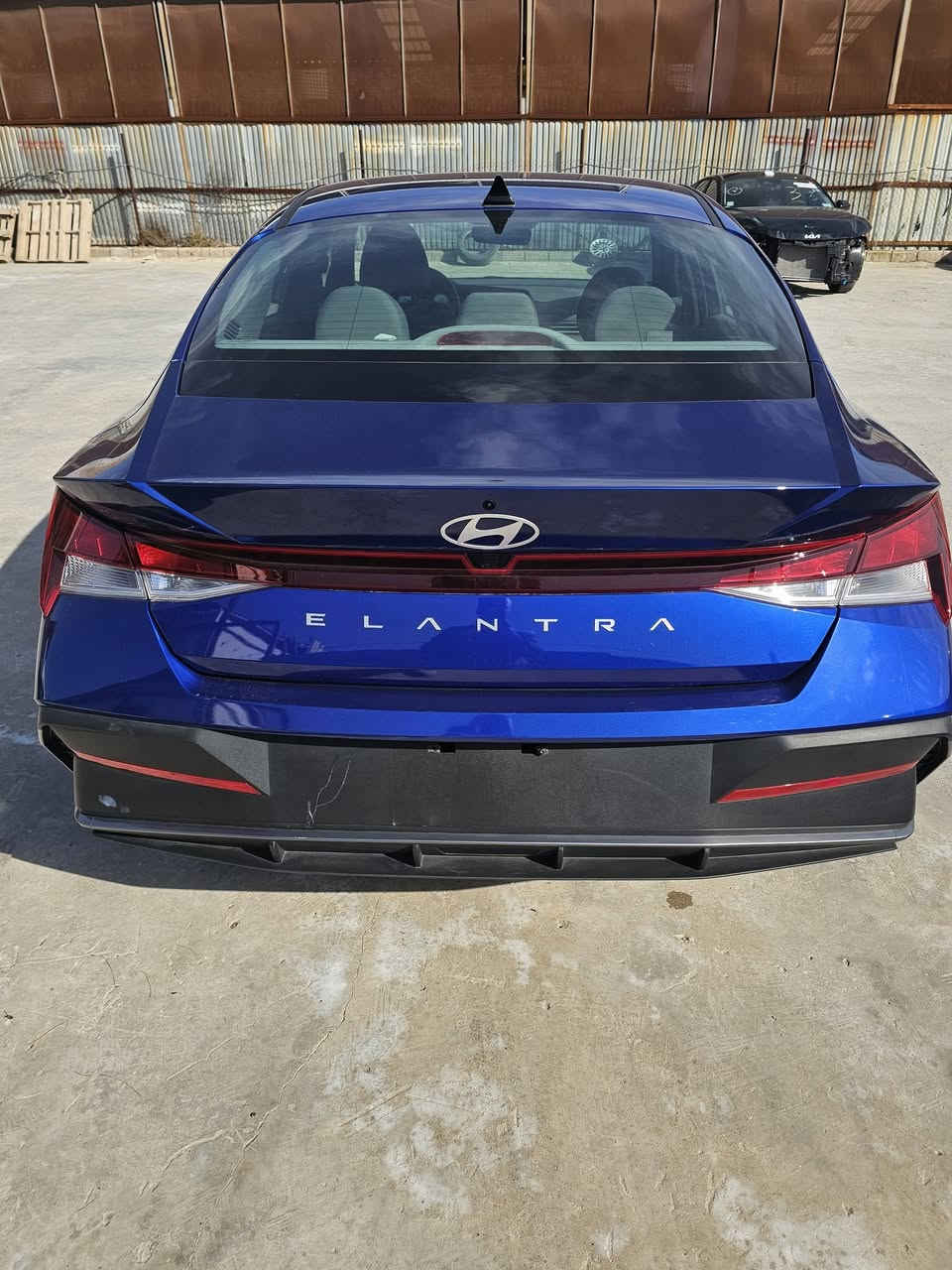 النترا امريكي موديل 24 بصمه رادارات امامي مكينة الفين دوش توقيف ذاتي بدون تبديل بدون ايرباك بدون أرقام منفيس بسمي دخول جديد ماشية 24الف السعر اتصل على الرقم ***********
