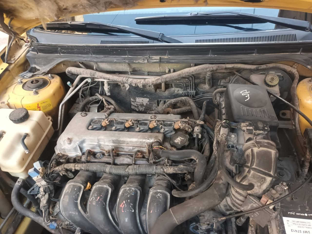 سلام عليكم شيري اي فايف ٢٠١٤ كير محرك كورله بكاجو تبريد تخم تاير نضيف رقم واسط دولي امصفره هيه او غرامات سنويته امجدده ٢٩ المكان بغداد الجديده الرقم ***********السعر ٤٥ او بيه مجال حك الجيه
