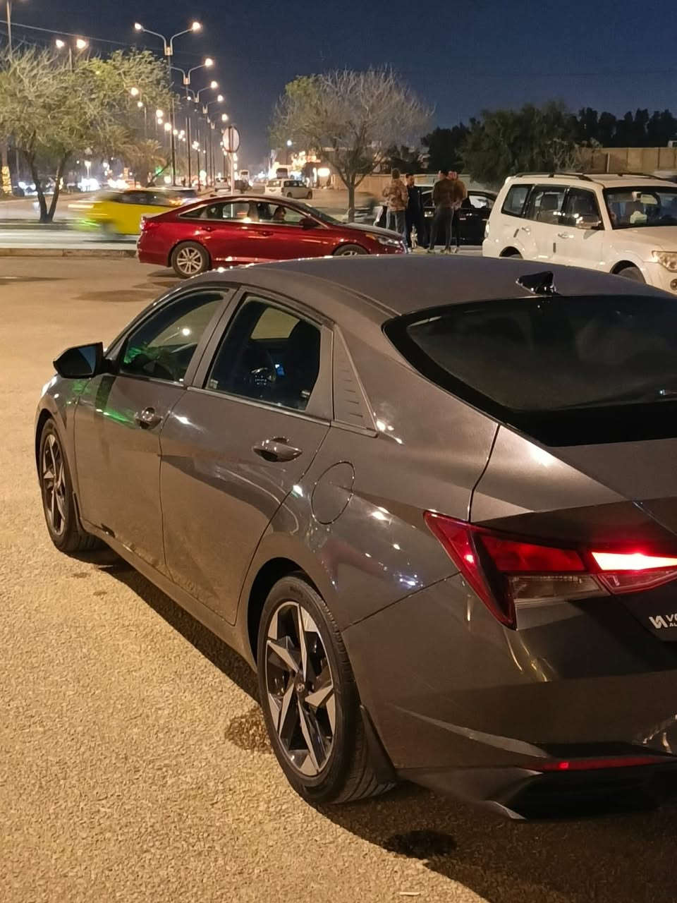 🚗 للبيع هيونداي النترا 2023
🔹 السيارة معوقين (مو حرة)

الموديل: 2023

اللون: رصاصي

الحالة: نظيفة جداً / استعمال خفيف

المواصفات:

✔ بصمة أبواب

✔ بصمة تشغيل

✔ تشغيل عن بعد

✔ شاشات ديجتال

✔ كاميرا خلفية

✔ حساسات أمامية وخلفية

✔ شاشة وسطية مع بلوتوث و Apple CarPlay / Android Auto

✔ مثبت سرعة

✔ تحكم بالدركسون

✔ مكيف أوتوماتيك

✔ جنوط ألمنيوم

✔ إضاءة LED أمامية وخلفية

⚠️ الحادث: 3 قطع (جاملغ + بونيد + جاملغ أمامي)

💰 السعر: 138 ورقة وبيها مجال 

📞 للتواصل:

***********

***********
