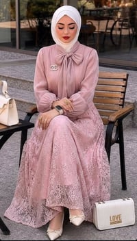 طقم قطعتين • ملابس نسائية • قميص وتنورة • ملابس • ازياء • اناقة • مريح...