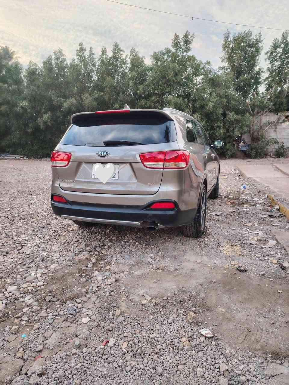 السلام عليكم 
سورنتو 2018 وارد امريكي  مكينه 2400 
7راكب 
رقم واسط  حادث امريكا فقط بنيد ماشيه
 108ميل مواصفات عاديه    
السعر 175$ 
العنوان واسط العزيزيه 
الهاتف ***********
