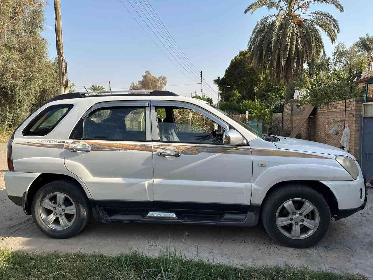 سبورتج 2009
4سلندر 
حجم محرك 2.0
مقاعد عدد 5 قماش
اضرار: خاص ادزلك سونار
كير اوتوماتيك
خليجيه السياره 
عداد المسافه 381212 كم 
تواصل: *********** واتساب
