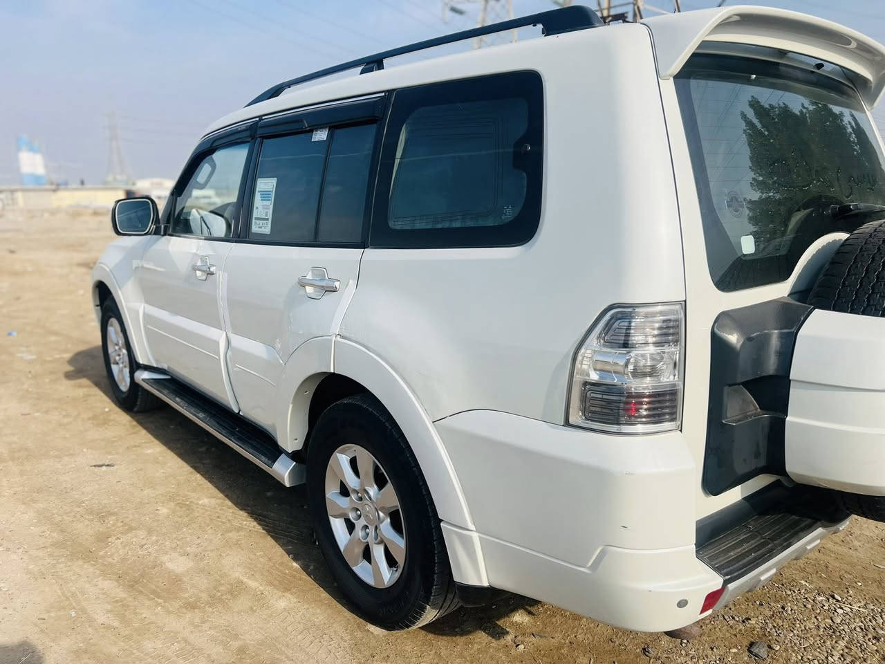 السلام عليكم ورحمة الله وبركاته 
❗️باجيرو خليجي ٢٠١٠ حبتور فول الفول ١/١ 
❗️سيارة لوك أحلى من الصور  
❗️رقم بغداد مشروع وطني 
❗️بيه ربع جاملغ الخلفي جهه اليسره 
❗️مصلحه عل بارد عل طختها ممصبوغه
❗️سونار مرفوق بل صور 
❗️سياره ماشيه 135 حقيقي 
❗️المواصفات حبتور ثلاث قطع تبريد ثلج 
❗️سلايت سبعه راكب كشنات كهرباء كشنات 
❗️تخم تاير جديد صدر جديد 
❗️كشنات جلد كهرباء مري شفط
❗️دخلها بل جيس 
❗️فور ويل حساسات أمامية خلفية 
❗️زراك بعد هواي مواصفات 
❗️علمآ سيارة نظافته ٩٠% 
❗️مكاني صلاح الدين دجيل  
❗️رقم الهاتف ***********
❗️العسر 140 بيها مجال
