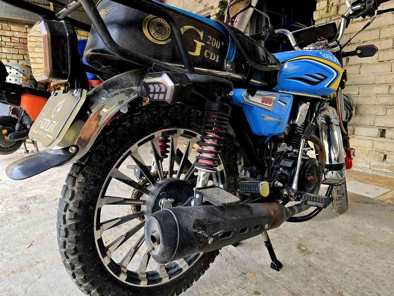 سونلينك 5 گير للبيع
نظيفة مثل ما موضح بالصور
كفاله عامه، بس الباتري گاعد لان صار هواي طافيه
مسويلها ادامه كامله
السعر 625
عنواني بغداد / شهداء البياع
للاستفسار/ ***********
