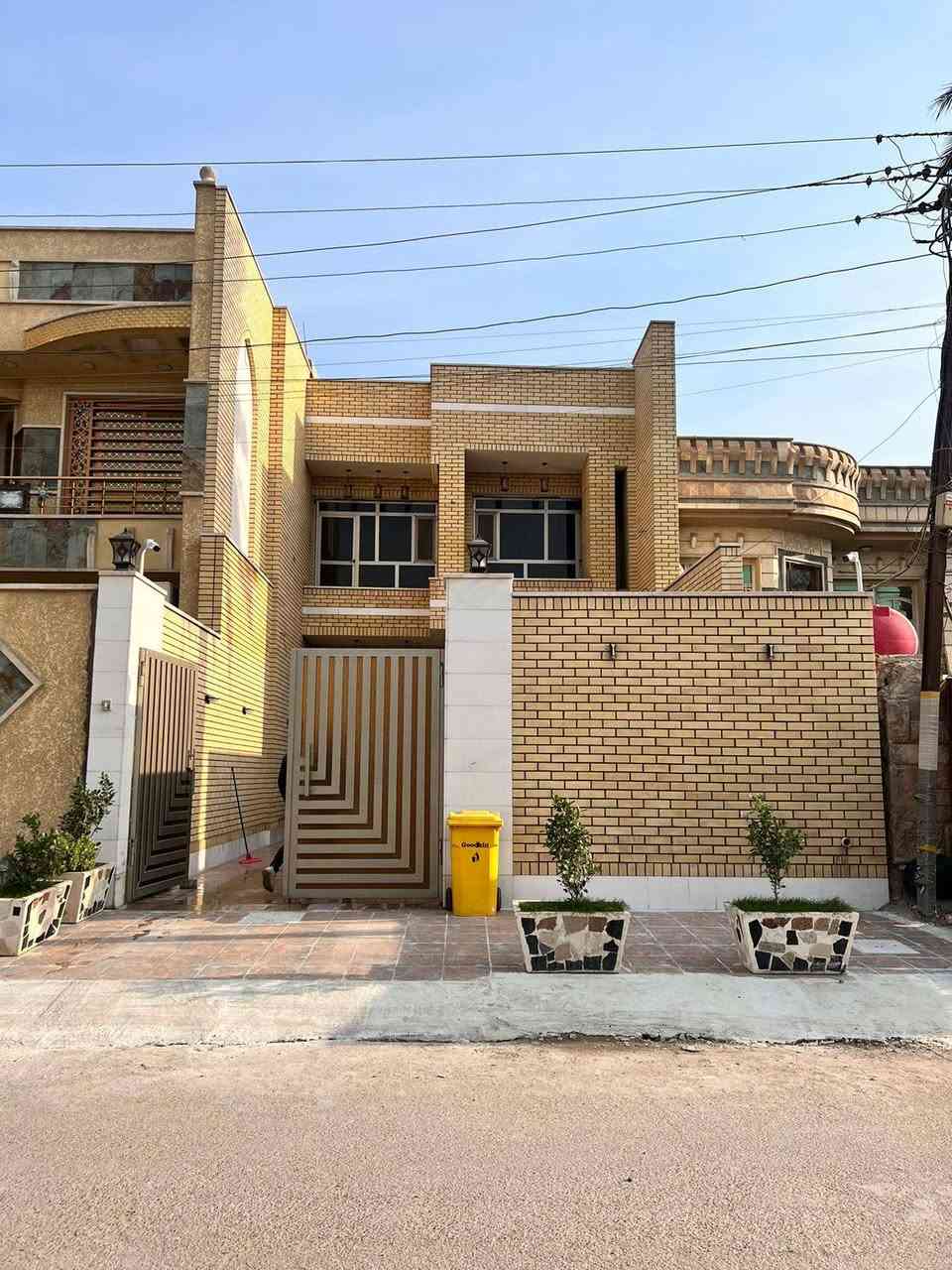 الحمدالله تم اكتمال موقع بلديات بمادة جف قيم مع تطعيم مرمر 
مستعدون لعمل كافة الواجهات ولديكورات بمادة جف قيم
 ول مرمر وعمل الباربكيو اخوكم مقتدى /***********
