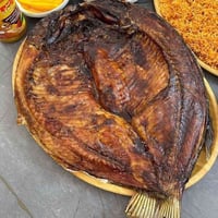 مشويات الشام • شوي سمك • توصيل مجاني