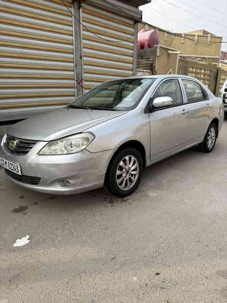 السلام عليكم BYD G32013 رصاصي 
مكفوله كفاله عامه من ضربه ومن صبغ ومن تبديل وجراد كفاله عامه سياره جديده ماشيه 87 حقيقي بسمي سياره على وضع الشركه صدر الشركه كير عادي كير عادي المرغوب بسمي بغداد رقم انكليزي سنويه جديده سياره ماناقصها شي الحمد الله
مكاني بغداد سعرها 60 وبيها مجال 

‭0776 609 5788‬
