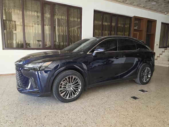 🔥🔥 للبيع  ارخص سعر 🔥  و كلين تايتل     
LEXUS RX350h هايبرد
موديل 2023
ماشيه 18الف فقط
كلين تايتل مكفوله كفاله عامه
شخط ما بها
مرقم بغداد  ترقيم جديد 
فول فول مواصفات
بانوراما 
شاشه كبيره 
رادار °360
اربع كشنات  تبريد و تدفئة
الستيرن تدفئة
داخل قهوائي بلادي 
فور ويل 
وياله حجم ٢٠
تواير جديد
كشن خزن  ميمور 
نقطة عمياء

$السعر43000 

***********
***********
واتس اب موجود
