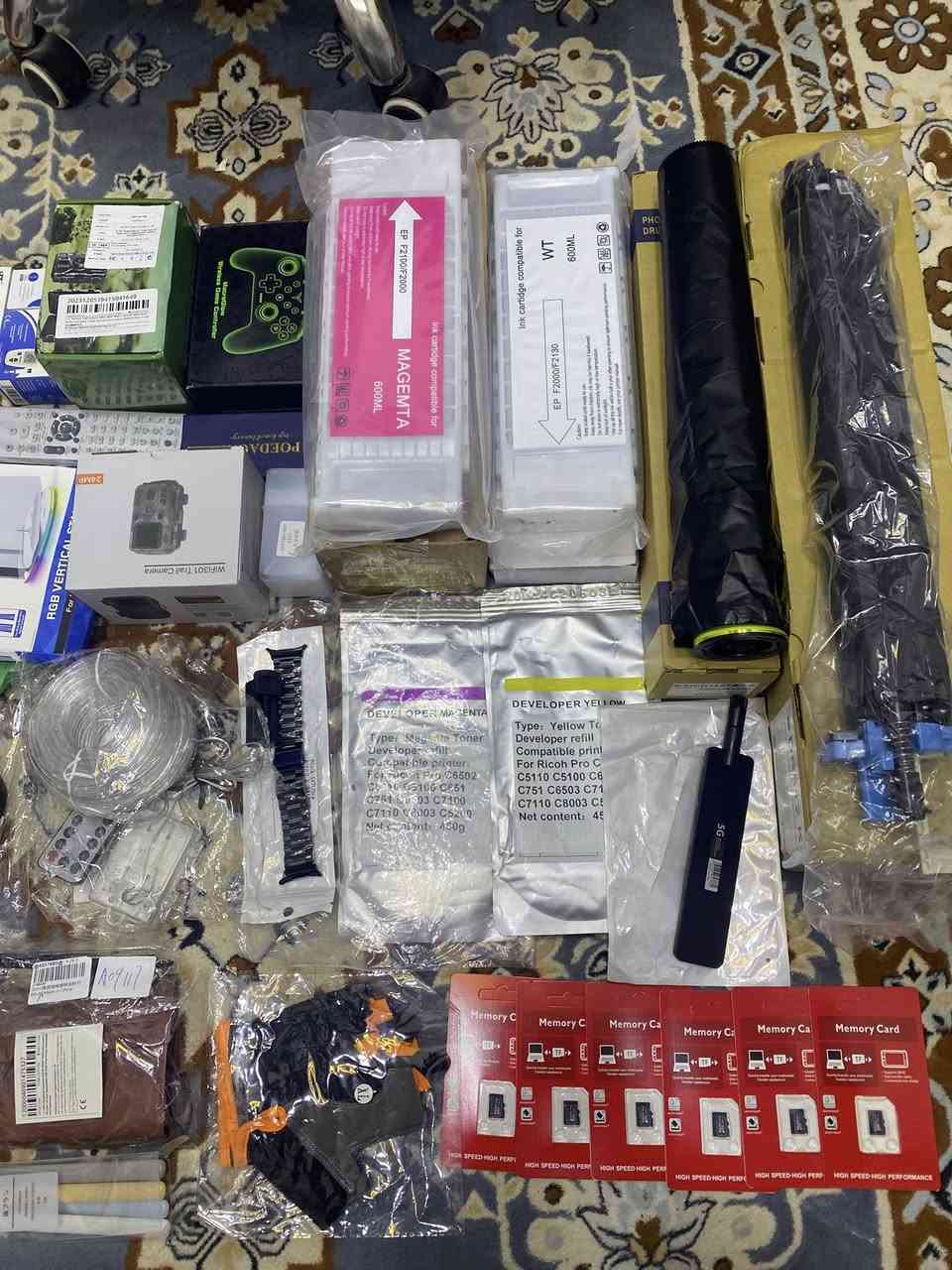 شلعة تصفية العدد٣٠ قطعة. 
السعر ٥٠ الاف توصيل 5 الاف 
رامات ١٦ ك العدد٦ 
قطع طابعة ٦ 
جوستك العاب ارجيبي 
سماعة 
جهاز سكري 
بلور ميكانيكي
نشره
كامرة حيوانات ٢
قطعة تخص البلي 5
قطعة برينه
ريمونت 
جفوف 
ساعة 
جوارب رياضي 
سير حديد اصلي 
دفتر انتيكا


**إذا كنت صاحب هذا الإعلان وتريد حذفه لأي سبب، رجاءا أرسل رسالة إلى الدعم الفني**