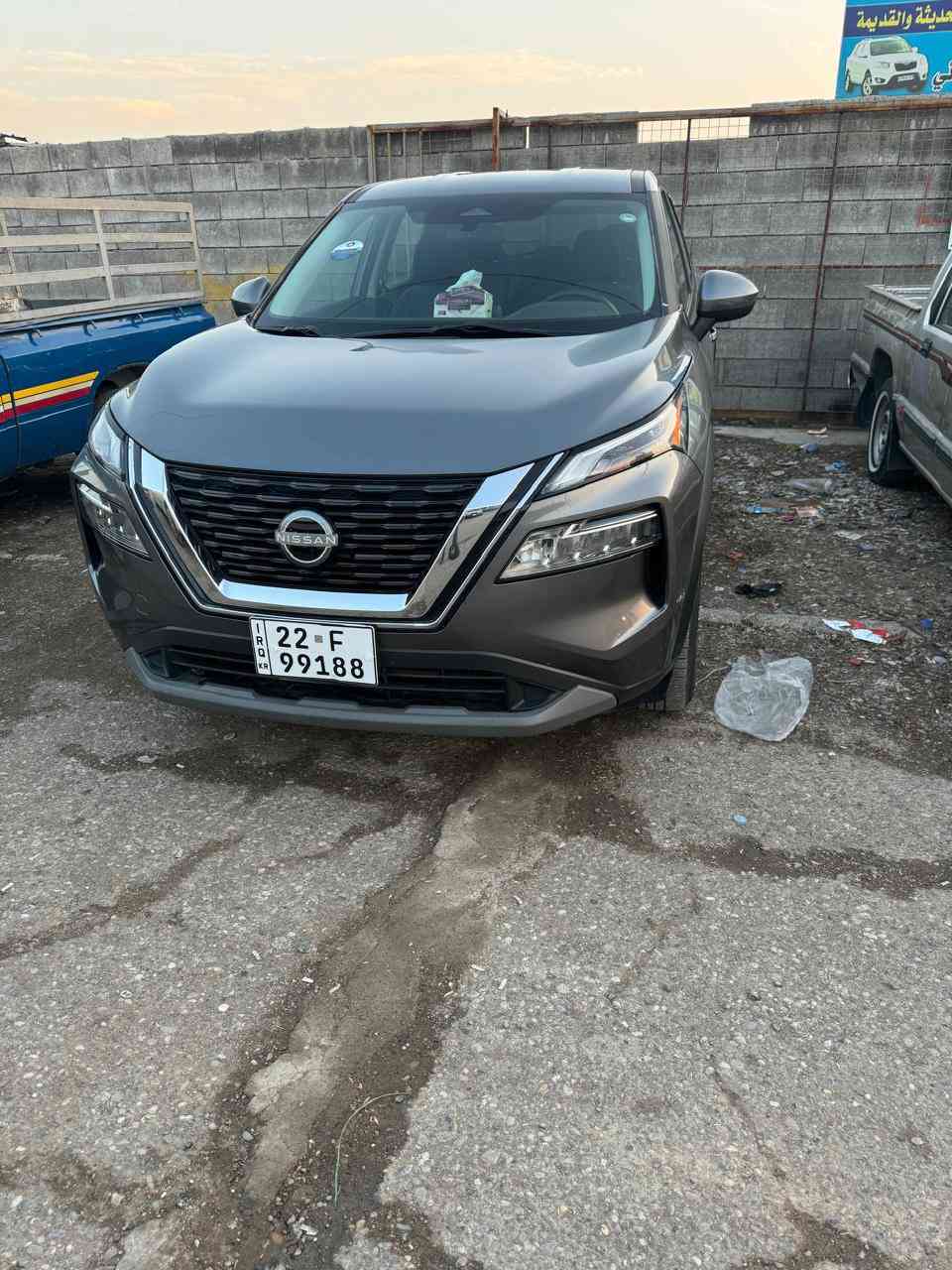 بسم الله الرحمن الرحيم
‏Nissan Rogue SV 2023

السيارة مرتبة حيل 

شرط اي نواقص ما بيها 

محرك 1500 تيربو 

بانزين عادي او محسن 

السيارة ماشية بس 26000

قطعتين تبريد

تحديد مسار

قيادة ذاتية

وقوف ذاتي

شاشة كبيرة

كاميرا خلفية

تحديد مسار الوقوف بالكاميرا

حساسة خلفي

و باقي بعد مواصفات هواي ما ذاكرها

السيارة ضررها بس امريكا مثل ما موضح بالصور

دعامية خلفية تبديل  فقط 

بدون دواخل بدون ايرباك 

بجم كبس

باقي السيارة كير محرك شخوط بارد شرط انطيك ياها

مكان السيارة ( نينوى  )

بيع النقد او الاقساط المقدمة دفتر

رقم الشاصي 5n1bt3ba1pc874904 

للاستفسار و التواصل اتصل على الرقم 

***********

او تواصل واتساب

