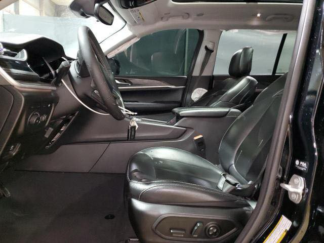 السلام عليكم سيارة جيب موديل 2024 وارد امريكي سيارة هايبرد وبانزين وكهرباء صور سيارة معا الحادث 
مكان بغداد حي اور  بسمي سيارة رقم بغداد سيارة ماشية ٤٧ ميل 
مواصفات فول سيارة فتحه  بنوراما  ٣ شاشات في دشبول 
شراي يتصل ورزق على الله 
وهاي رقم مالتي ***********
السعر سيارة ٣١٠ $ بيها مجال كلش قليل
