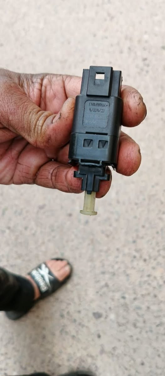 السلام عليكم من أعمالنا صيانة كونترول مع تبديل جوزات كونترول بسبب مسنن وطبه بلنمره الثانيه سيارة A5 وتبديل جوزة دهن لسيارة تيكو بسبب ضهور علامة الدهن وتبديل جوزة بريك لتيكو 5 واعمال اخرئ
الفني ابو مهيمن ***********
