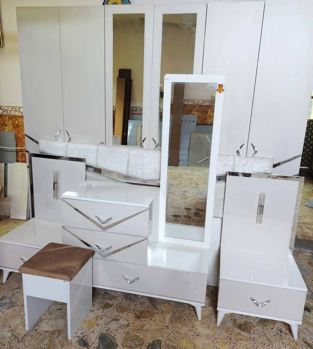 غرفه نوم 6 قطع اخت الجديده  نضافه 95% كل هذا بـ 500 شد ونقل داخل بغداد مجاني


**إذا كنت صاحب هذا الإعلان وتريد حذفه لأي سبب، رجاءا أرسل رسالة إلى الدعم الفني**