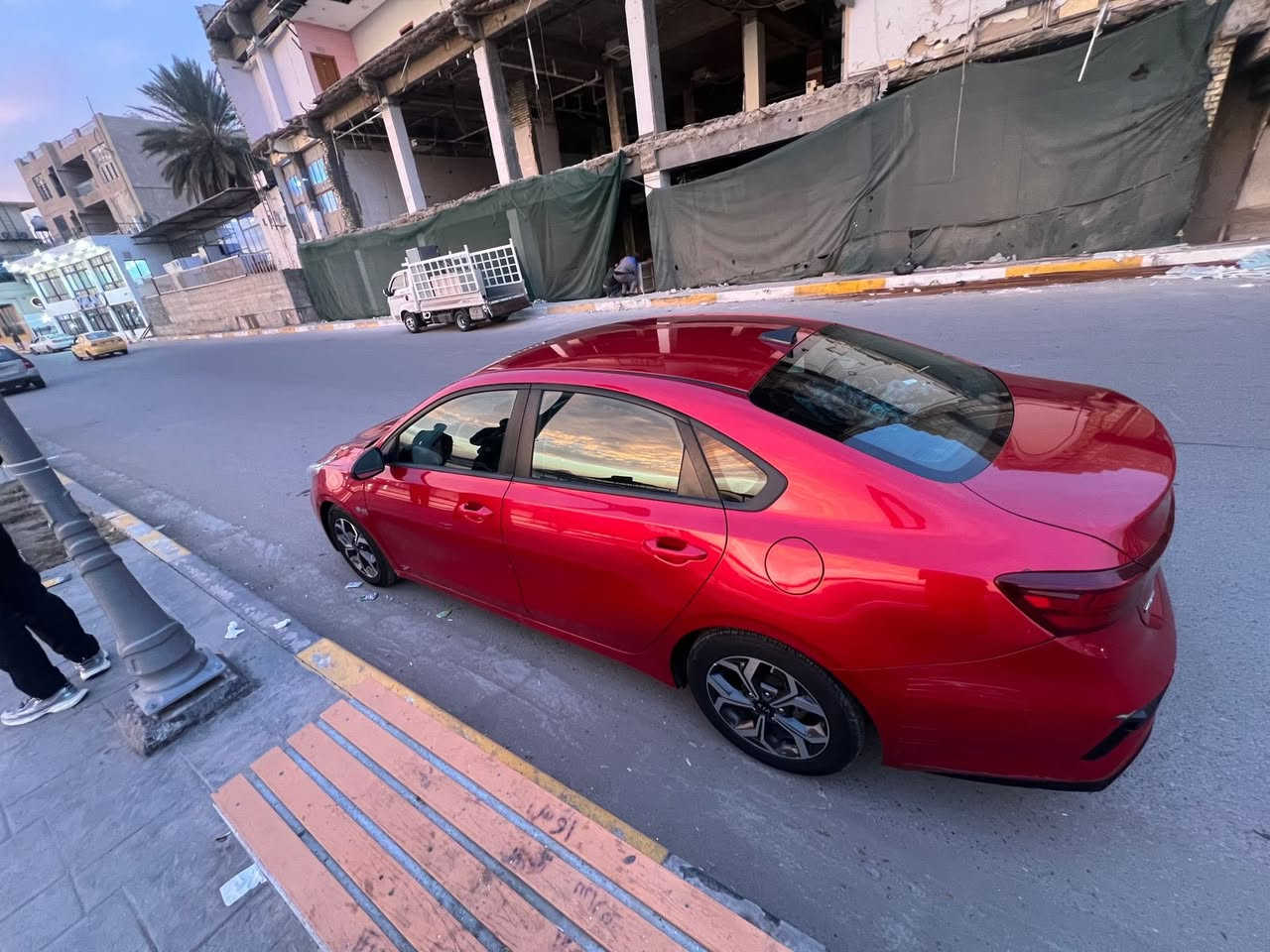 فورتي موديل 19 كير اي تي حادثه دعاميه وقليل من الصندوق رادار امامي تحديد مسار السياره نضيفه جدآ على وضع الشركة  سعر 154 رقم تلفون ***********
