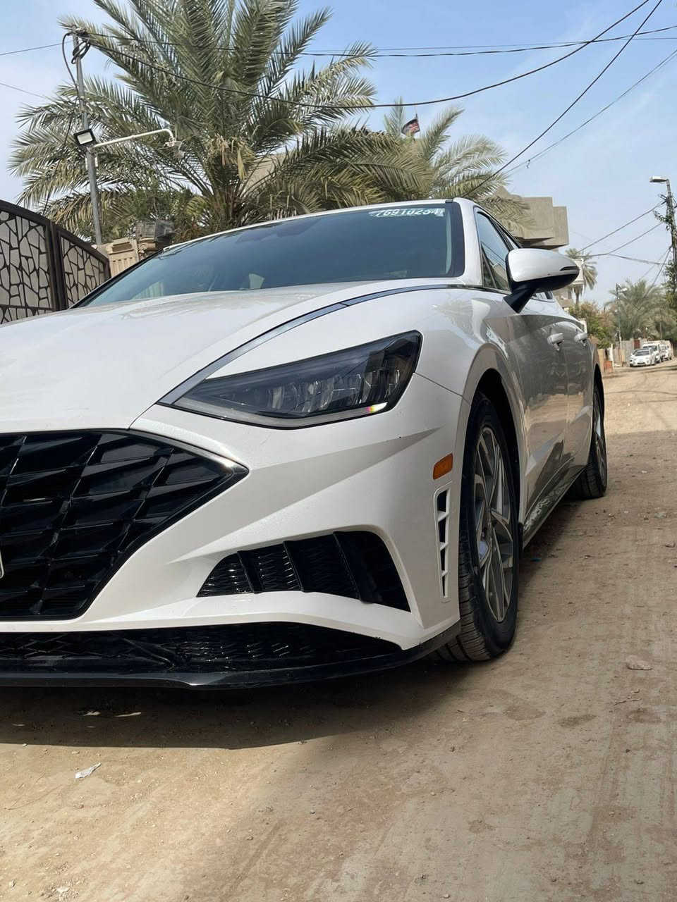 للبيع هيونداي سوناتا 2023
وارد امريكي حادث دعامية
بدون صبغ بدون ايرباك 
رقم بابل دولي
** المواصفات **  🏅🥇
🔹 بصمة دخول ذكي تشغيل عن بعد 
🔸 رادار تحديد مسار مثبت سرعه 
🔸شاشة/كاميرا خلفية 
🔸 تبريد قطعتين مناخ منفصل 
🔸لايت LED امامي خلفي
🔸 كشنات كهرباء - تدفئة 
🔸 تحكم ستيرن جهتين
🔸 اشاير مري
🔸حساسات أمامية وخلفية 
🔸 أنظمة قيادة متعددة 
🔹 باقي المواصفات موضحة بالصور 
الضرر.. دعاميه فقط 
الموقع - بابل الحله 
للاستفسار الاتصال على الرقم 
***********
