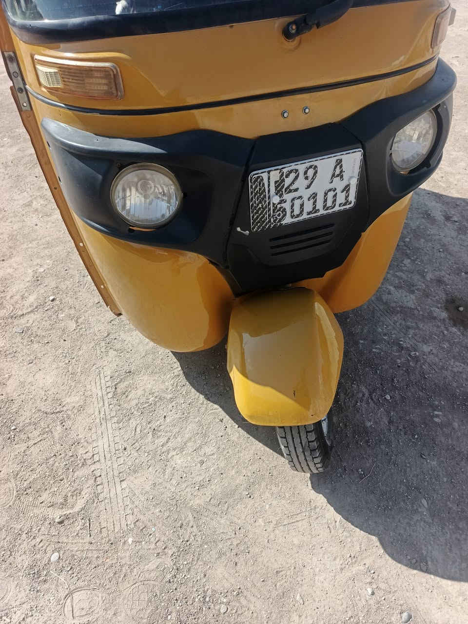 سلام عليكم تكتك 20شهر١١رقم واسط الوحه نكليزي  السعر‏‪+9647823547754‬‏
