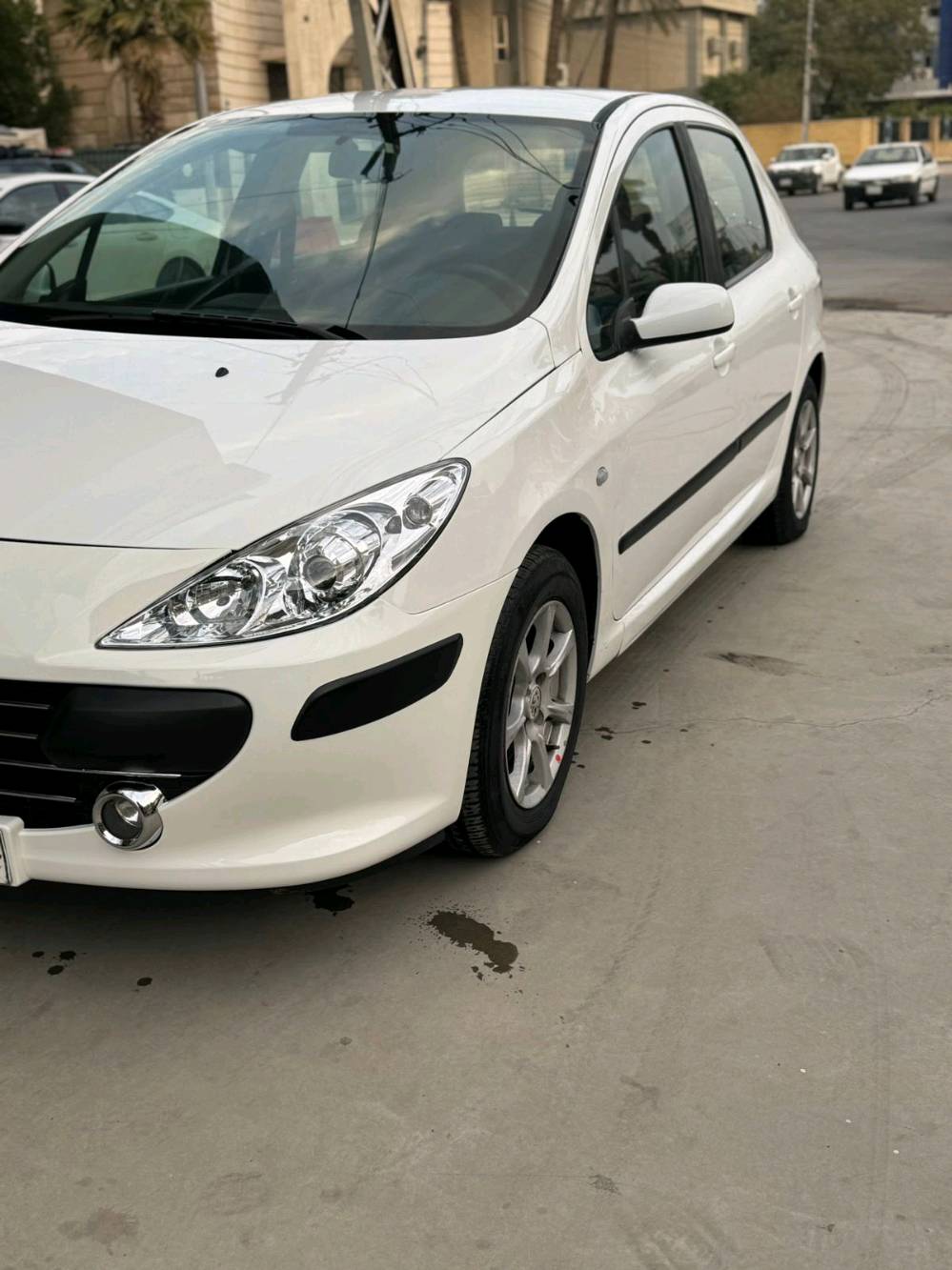 سلام عليكم بيجو ٣٠٧ فرنسي موديل 2006  للبيع  جاهزه من كلشي گير مكينة حدادية كهربائيات تبريد شاشة رقم بابل  انگليزي مشروع وطني بأسمي هزه جديد 
السعر ٦٠ وبيها مجال 
مكاني بغداد 
للستفسار  ***********