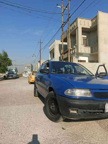 استرا استيشن موديل ١٩٩٤ 
 تبريد شرط ثلج وتدفئة 
كوبون بانزين الكتروني كير ومحرك زينات 
رقم الماني سنوية عظم لغاية 2028 
صبغ دوائر ودوسات وجاملغ الورا فقط 
السعر 47(مجال قليل)
ملاحضه السياره مو موديل 2025 وتجي تتحجج
الشراي ماقصر ويا 
***********
