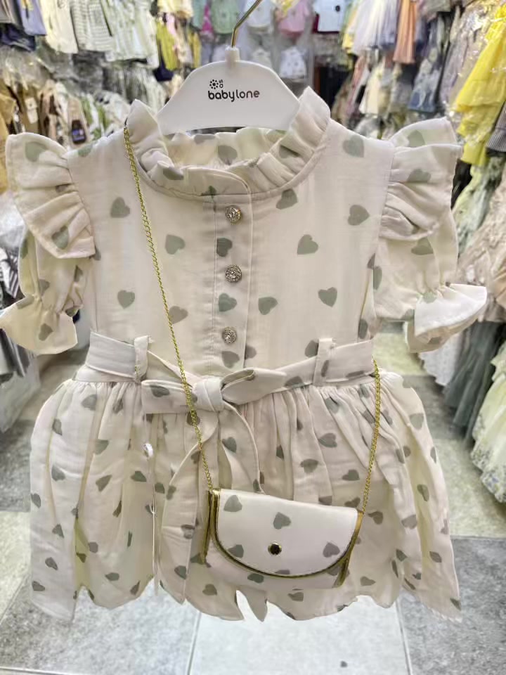 الفراشة لألبسة الاطفال
————————————————— 
العنوان / كركوك -السوق الكبير -مقابل عطارية علاء زين العابدين رستم العطار 
——————————————————
للحجز وللأستفسار يرجى مراسلة البيج 📩او على صفحتنا على  انستغرام(_al_farash)او التواصل عبر الواتس اب 📞***********
