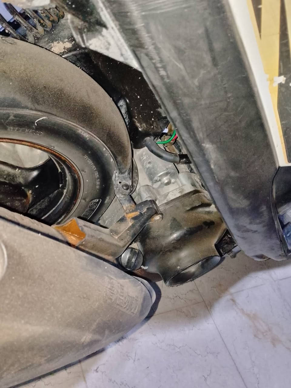 سلام عليكم ماكس عدله للبيع مكينه مفتوحه بوشه 55/سعر 600مكان البصره ابو لخصيب ***********
