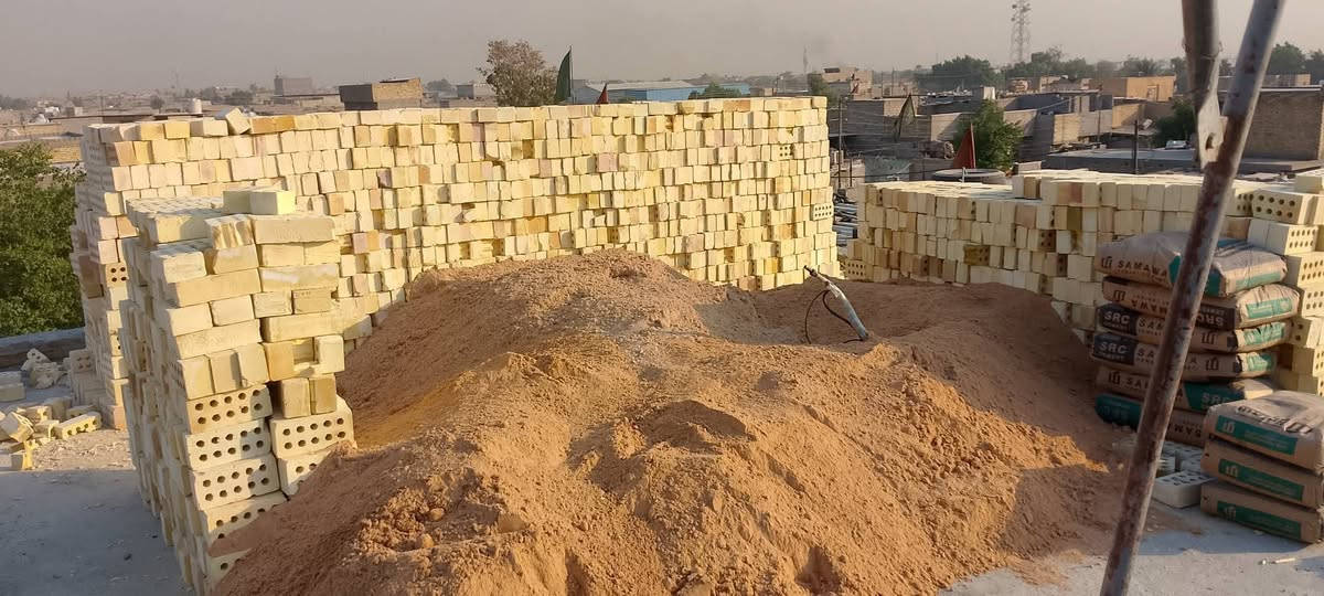 ونج تصعيد مواد البناء طابوق رمل اسمنت شتايكر زميج بلوك في جميع مناطق بغداد الاتصال على الرقم التالي *********** من رخصه الادمن
