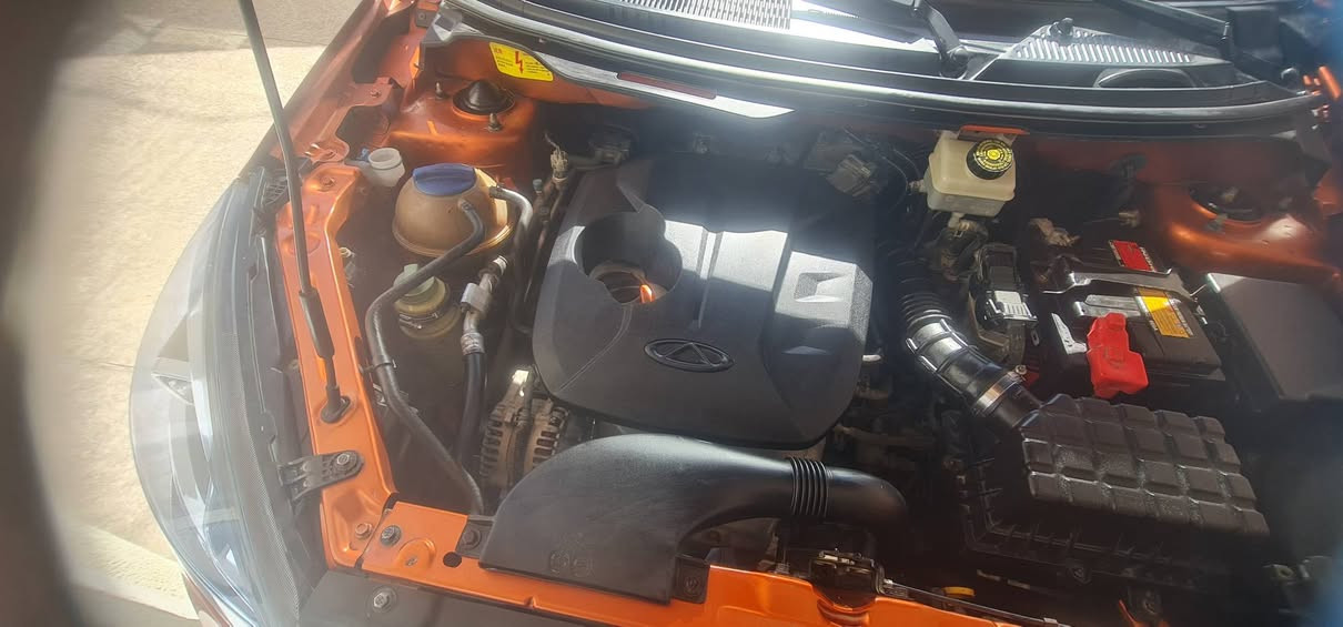 السلام عليكم لبيع تيكو 2 موديل ١٨  بغداد رقم جديد بسمي  ماشيه ٤٢ مكفوله كير ومحرك وتبريد خير من الله وكشر لا بي ضربه ولا صبغ بي رصعه صغيره كلش حافه باب فوك تريشه مواصفتها  شاشه ١٦ انج كاربلي  تحكمات استيرت  كامره  لد نهاري  بك لايت LD  اشاير بل مري  كشنات جلد مطعم نفس لو سياره  5 ويل كب  جام ومري كهربأي  وبعد مواصفات سعرها ٩٠ وبيها مجال بسيط كلش لتواصل عل خاص او رقم ***********  مكانها حي اعلام
