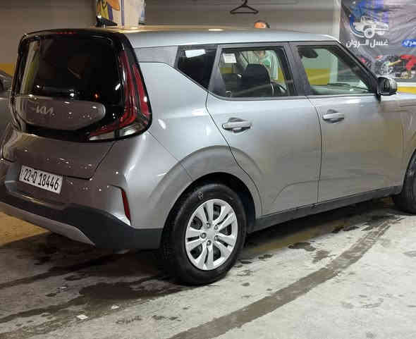 كيا صول موديل  2023 السعر مناسب جداً
 شكل 24   الشكل الجديد

رقم اربيل هزه وفحص وترقيم جديد 

نص مواصفات 

رادار امامي

تحديد مسار  

شاشه كبيرة كار بلي

  دشبول الكتروني 

نظام اوتو ستوب 

تحديد مسار السياره

مثبت سرعه كروز

شاشه اعطال ومعلومات السياره 

محرك 2000/دوش

سستم صوت 

تحكم ستيرن جهتين فول

مخرج USB

انضمه قيادة عادي+سبورت
حادثه (بنيد وجاملغ وجاملغ ثاني كلير من امريكا بدون شواصي ) ايرباك سترين فقط

العنوان: بغداد حي الحسين خدمي المطار /او  اليرموك
رقم اربيل السياره هزه وفحص وترقيم جديد تحويل للمشتري
السعر 145$ وبيها مجال
واتساب او الاتصال 

***********
