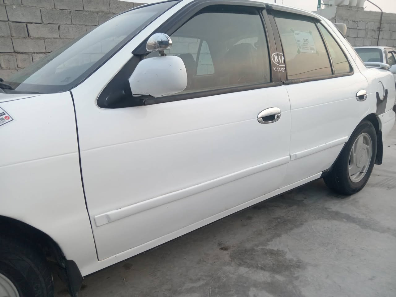 من رخصت الادمن للبيع كيا سيفيا ٩٥ رقم بغداد انكليزي محرك مفتوح كير عادي السياره جاهزه نقصه بس تبريد مصبوغه عام مكفوله من ضربه وكص سنويه جديده للاستفسار الاتصال على ***********مكاني واسط الزبيديه السعر ٣٥ ورقه
