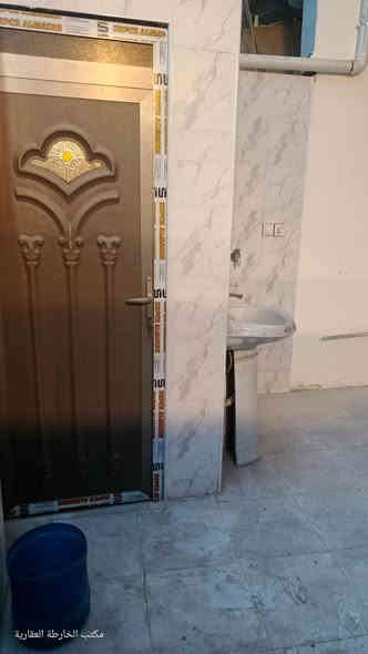 🗽
#للبيــــع
#حـــديـــث #غيـــــر #مسكـــــون
زويـــــر تقسيـــــم ام خـــــالـــد قـــــرب مضيــــف الــــرســــول الاعظـــــم ص
__________________
المساحــــــة // 100م #زراعـــي #سنـــد25
الواجهـــــــــة // 5م
#شـــــارع8م #تبليــــــط
__________________
🏗️🧱#الطابــــــــــــــق #الأرضـــــــــــــي
غرفــــــــــة وصـــــالـــــة ومطبــــــــخ مفتــــوح ع الهـــــول ومجـمــــــــع صحيــــــــــات داخليـــة وخــــارجيـــة وطـــــارمـــــة
🏗️🧱#الطابــــــــــــــق #الثانــــــــــــــــي
غــــــرفـــــة و وسطـــــح   ...
ــــــــــــــــــــــــــــــــــــــ
___________💲
السعــــــــر 115 مليــــــون مجــــال قليـــــل
___________💲
_______________
#مكتـــــب
       🪐 الخــــارطــــة العقـــــاريــــة 🪐
#الكائـــــــــن
   فـــي ⇩ حـي_الطيـاره_شـارع_25_الـرئيســي_قــرب
_المــــدرس_حسيـــن_طيــــاره
*********** علي الزبيدي 📲
____
ـــــــــــــــــــــــــــــــــــــــــــــــــــــــــــــــــــــــــــــــــــــــــــــــــــ
_____________________________________________
_____________________________________________
