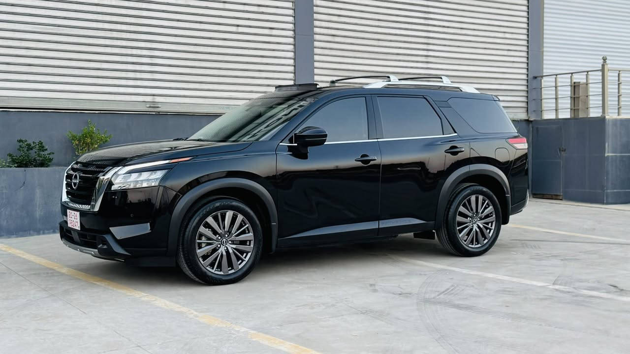 Nissan Pathfinder SL 
نيسان باثفندر SL
موديل  2024
محرك 6V    3500 
عداد المسافة 49  الف 
سقف بنوراما 
رادار امامي (تحديد مسار)
رادار جانبي (نقاط عمياء)
رادار خلفي (تحذير من الاصطدام)
كاميرات 360°
كشنات جلد
كشنات خلفية تدفئة 
كشنات Vip
بردات خلفية
شاشة كبيرة لمس+كاميرا
شبر جامرلغ السكن صبغ
بدون دواخل  
ارباك استيرن سستم
تترقم شمالي شرط الترقيم
السعر//  238 مجال بسيط
عنوان  كركوك 
***********
