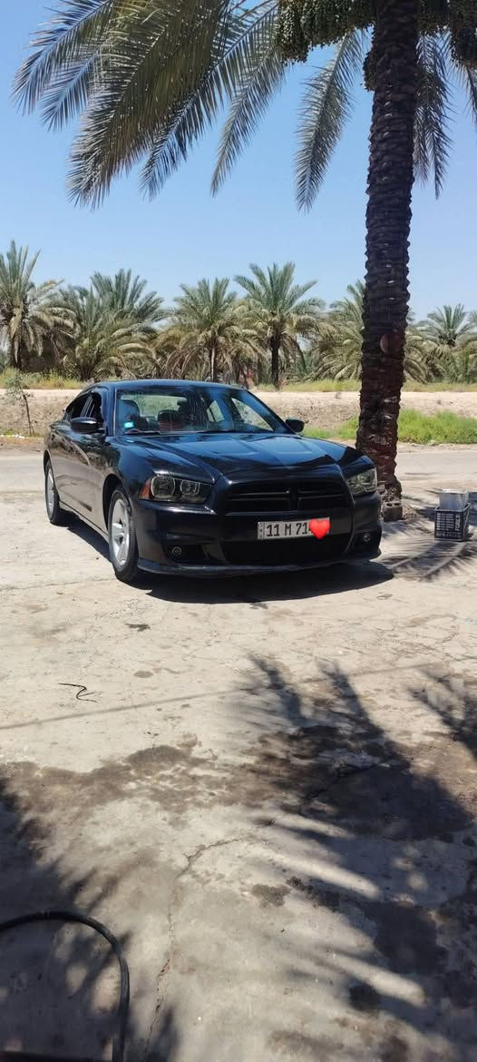 السلام عليكم جارجر  2014
رقم بغداد دولي بسمي تحويل مباشر 

  كير مكينه كفاله

تبريد شغال

حداديه 75٪

تخم تايرات نضيف 

مواصفات نص

بصمه تشغيل عن بعد 

الاضفات  شاشه  جبيره   عدسه زنون

الضرر جاملغ امامي جهه السايق

وشخط في الباب جهه السايق

عارضها 133 او بيها مجال 

مكان السياره الحله

رقم التلفون ***********
