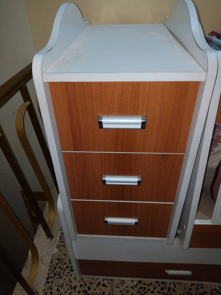 السلام عليكم شباب جرباية اطفال للبيع نضيفة المكان بغداد بوب الشام السعر 100 وبيها مجال بسيط للاستفسار الاتصال على الرقم ***********
