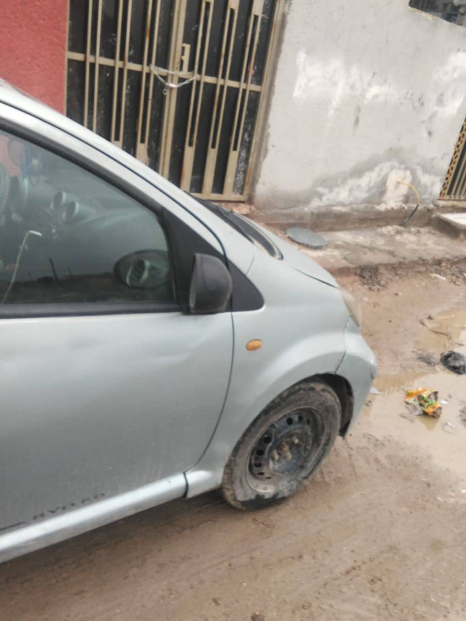 السلام عليكم BYD f0 رقم نكليزي بسمي 2013 محرك 1200 كير ومكينه خير من الله صدر امامي خلفي 100/100 تخم تاير امامي خلفي +تبريد تدفئه شغالات  السعر 32 وبيه مجال بغداد ***********
