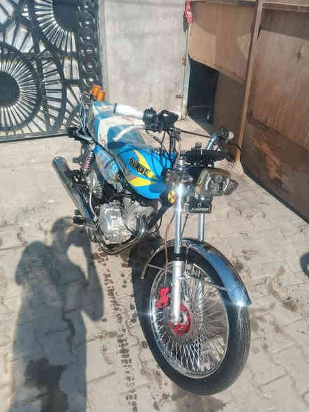 دراجه للبيع 4 كير موديل 2024.  سعر 600 بيه مجال  دراجه انضف من الصوره مكاني بغداد الزعفرانيه مراسله واتساب او اتصال واتساب. ( *********** ) اخوان مراسله عل واتساب
