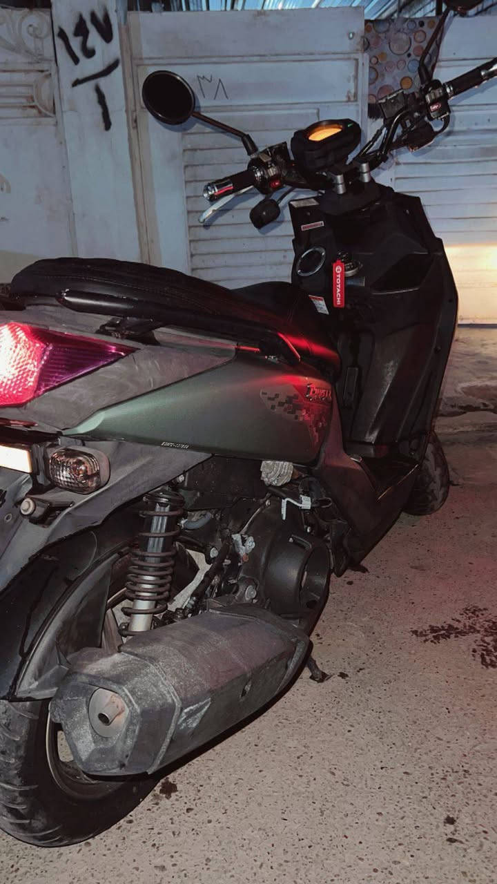 سلام عليكم 
سكنس جبلي اخر اصدار موديل 19 
الدراجه مكفوله كفاله عامه جديده بمعنا الكلمه 
ماشيه 42 
نوزل 
عارضها 2250وبيها مجال 
مكاني بغداد حي القاهره 
***********
