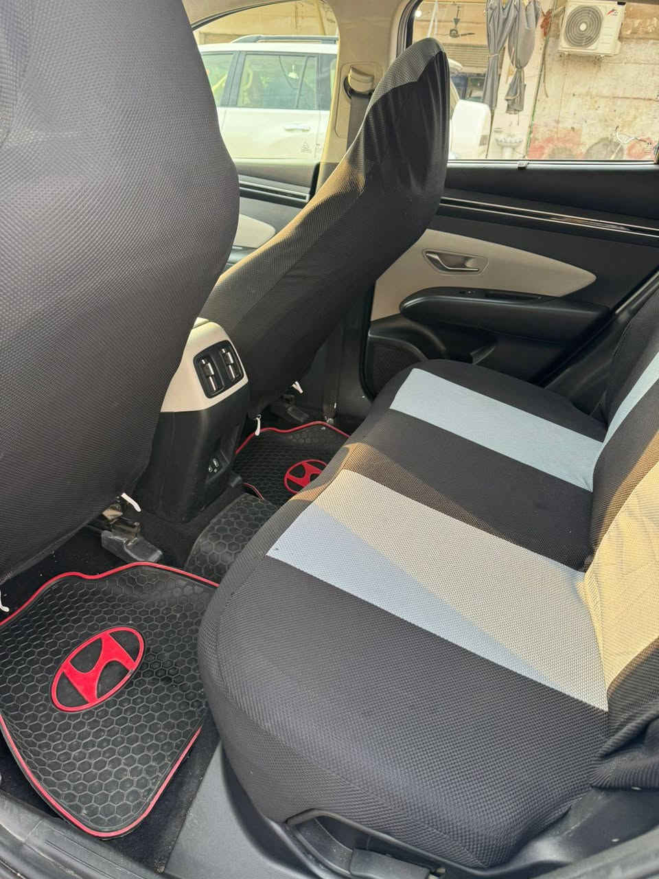 توسان لبيع رقم بغداد مكانه ديالئ ***********
