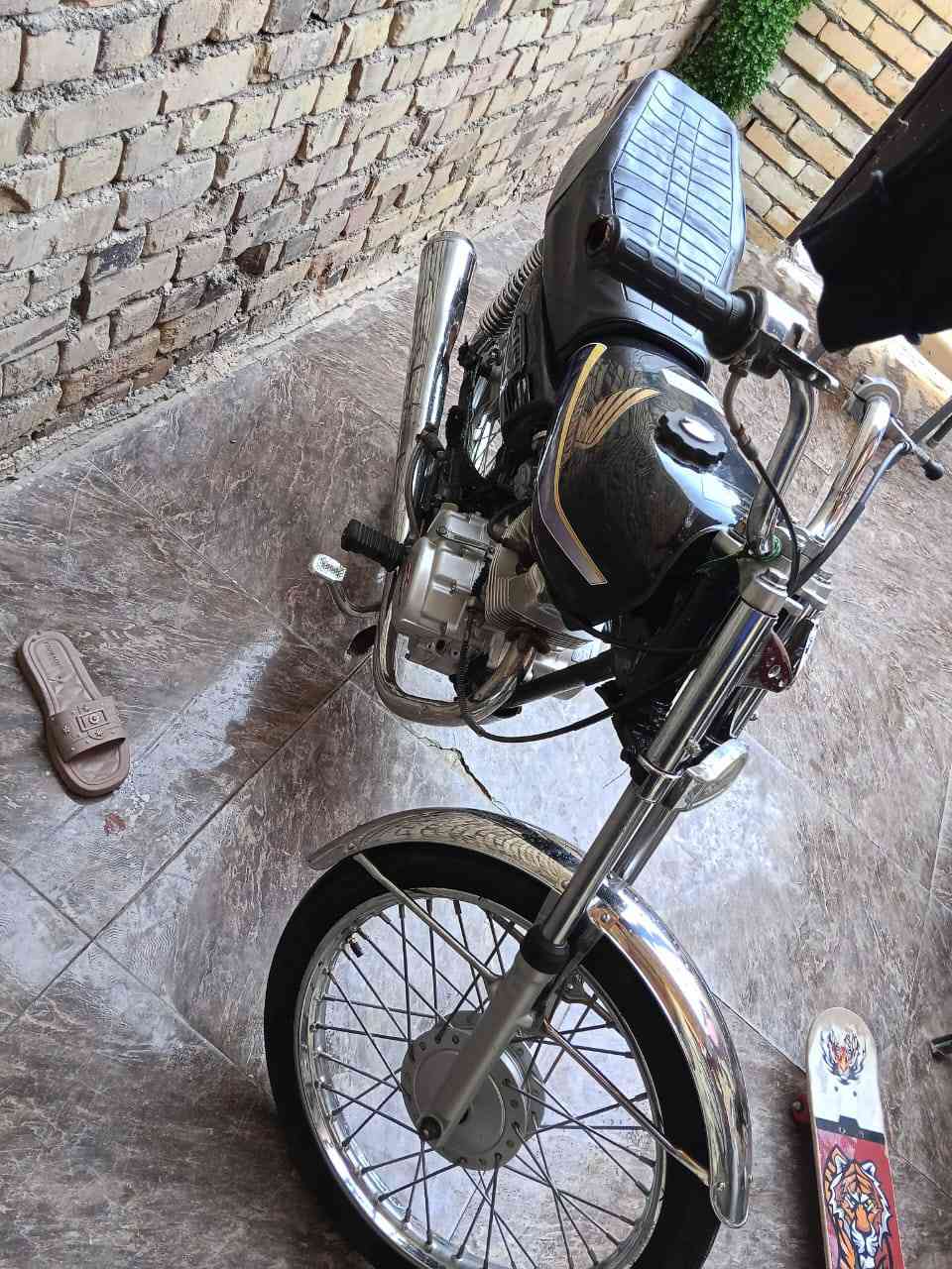 دراجه لبيع بدون يراني سعر 450
مكفل بنشر رقم الهاتف ***********
