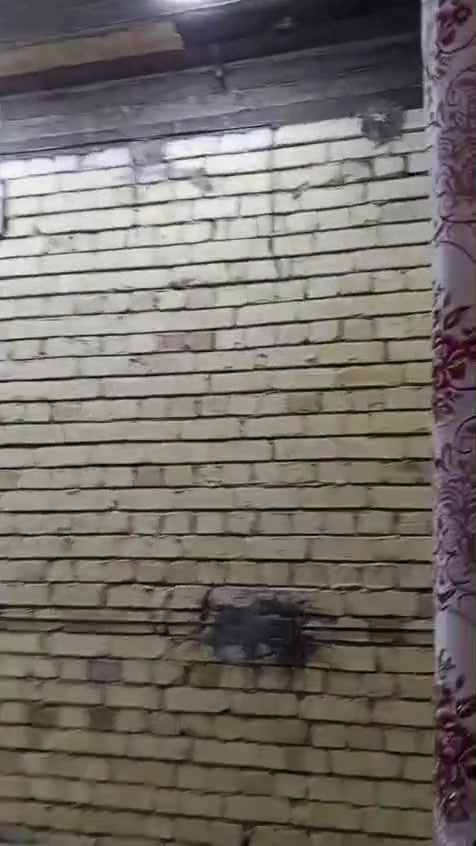 السلام عليكم عندي بيت للبيع ٥٠متر قاطين السكلات ال١٣ بناء جديد السعر ٤٨ وبي مجال ***********هذا الرقم الاستفسار
