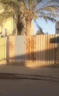 النجف الاشرف - حي الزهراء • ١٠٠م • واجهة ٥م